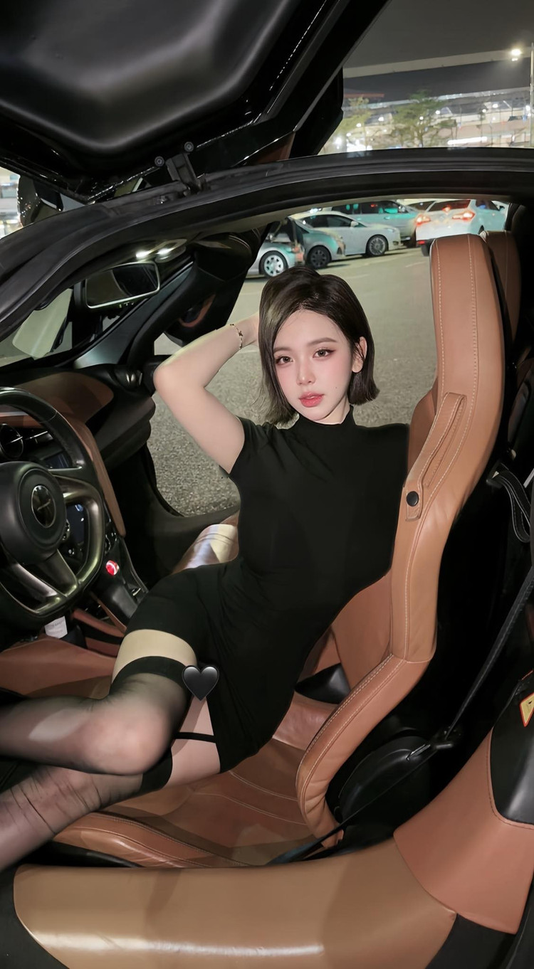 Gái xinh Huyền Châu "lột xác" ngoại hình một cách ngoạn mục sau khi dậy thì. c5.jpg