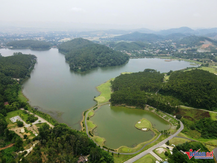 Khu du lịch sinh thái vui chơi giải trí hồ Đồng Chương với khu nghỉ dưỡng, sân golf... rộng hơn 400 ha cũng được đưa vào diện thanh tra. w-ho-dong-chuong-3532.jpg