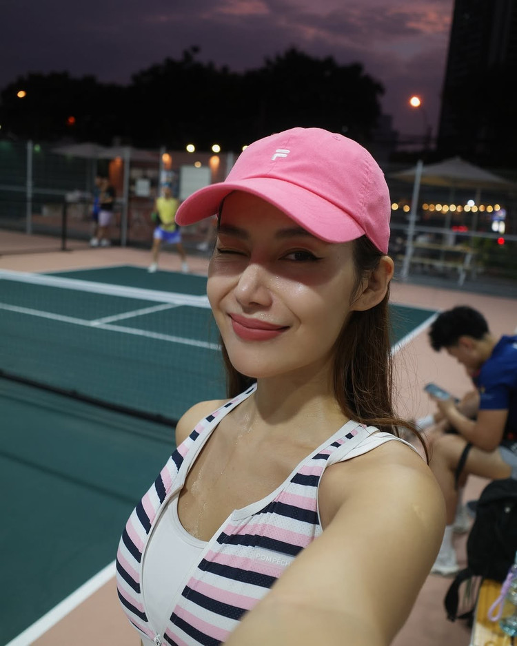 Sở hữu thân hình đẹp, Milan Phạm không ngần ngại diện trang phục khoe trọn vóc dáng. e7.jpg