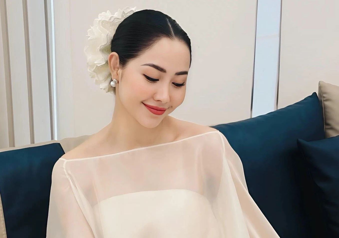 Nữ diễn viên 3 lần sửa mũi hỏng nay nhan sắc 'lên hương' tuổi 35