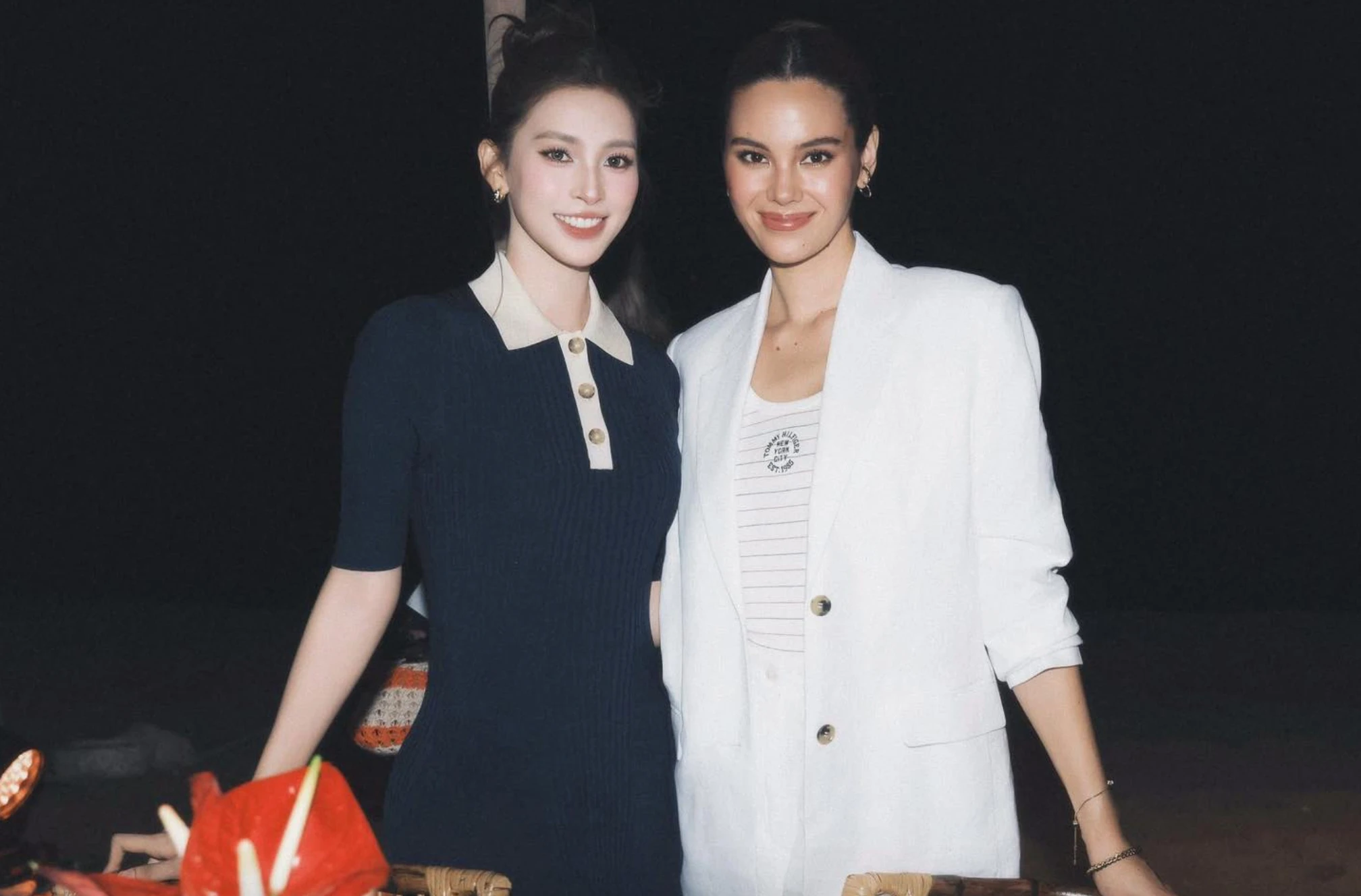 Hoa hậu Tiểu Vy rạng rỡ đọ sắc Miss Universe 2018, nhan sắc 'không lép vế'