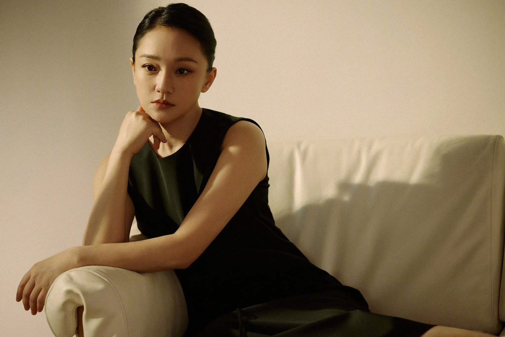 "Quốc bảo diễn xuất" Châu Tấn U50 vẫn đẹp mê đắm lòng người