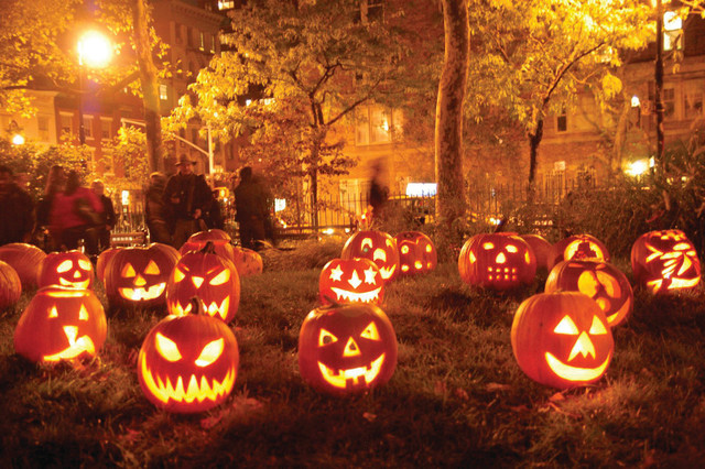 Lễ Halloween "gõ cửa", giới trẻ "Tây - Ta" ăn chơi khác nhau sao? Le Halloween