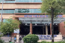 Công ty Anh Khoa và BV ĐHYD TPHCM: Giải mã mối quan hệ "sân nhà" [Kỳ 3]