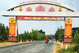 2 tháng “ôm” 5 gói thầu, Công ty Vũ Nam năng lực ra sao?