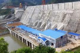 “Ông lớn” năng lượng Tây Nguyên tính chuyện chuyển sàn lên HoSE