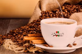 Cổ phiếu VCF tím lịm sau thông tin trả cổ tức 480%, vốn hóa chạm mốc kỷ lục