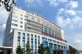 17 nhà thầu đua tranh gói thiết bị tại Vĩnh Long: Ai nắm lợi thế giá? 