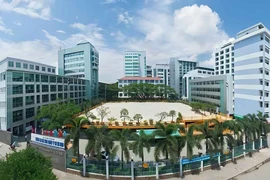 Gói thầu 36 tỷ tại ĐHCN TPHCM: Tư vấn và nhà thầu "quen mặt"