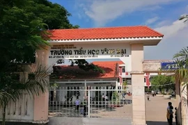 Vũ Nam trúng 6 gói xây lắp do Minh Nhân Lê mời thầu, tiết kiệm “nhỏ giọt”