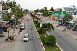Long An: Một mình Bình Trang dự gói thầu hơn 7,5 tỷ