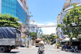 Gói thầu đường Mạc Vân, Q.8: Nguyên Ngọc “một mình một sân”, tiết kiệm 0,1%