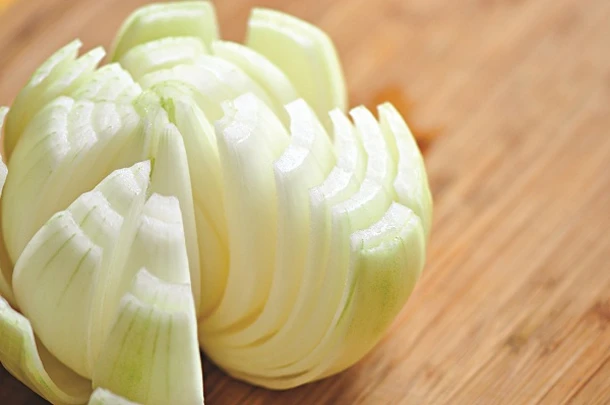 Cách dùng hành tây chữa ho cảm, làm mờ sẹo cực hay