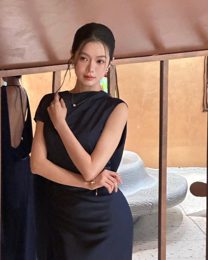 Trên trang cá nhân, Yên Đan cũng không giấu nổi niềm hạnh phúc khi là một "fangirl" đu idol thành công.