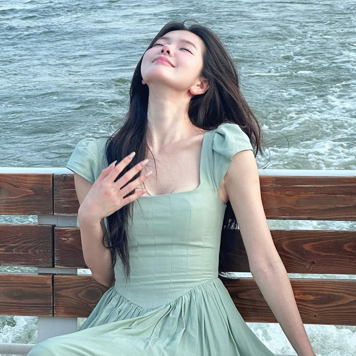 Trên TikTok, Yên Đan có tài khoản cá nhân hơn 970 nghìn lượt theo dõi. Cô nàng thường xuyên chia sẻ những video biến hình nhờ trang điểm ấn tượng.