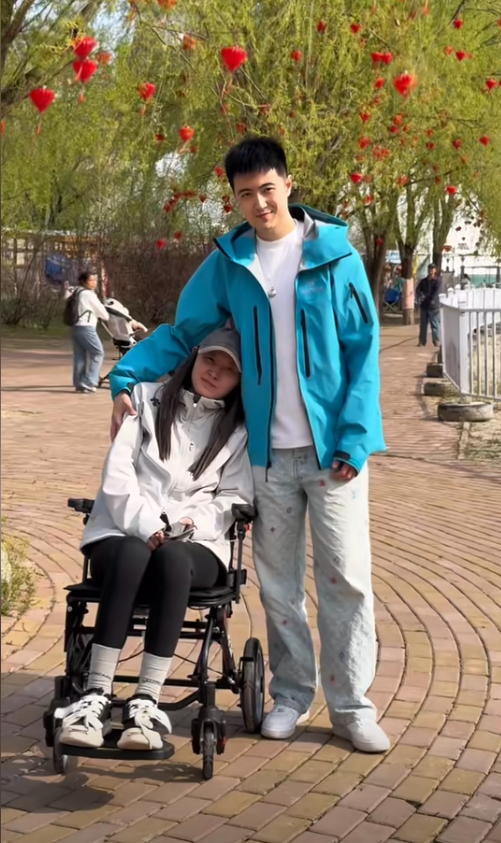 Những clip này đã thu hút hơn 1,2 triệu người theo dõi, nhận được lời khen ngợi vì tình cảm chân thành, sự chu đáo mà chồng Tiểu Hạo dành cho nửa kia. (Ảnh: LINE TODAY)