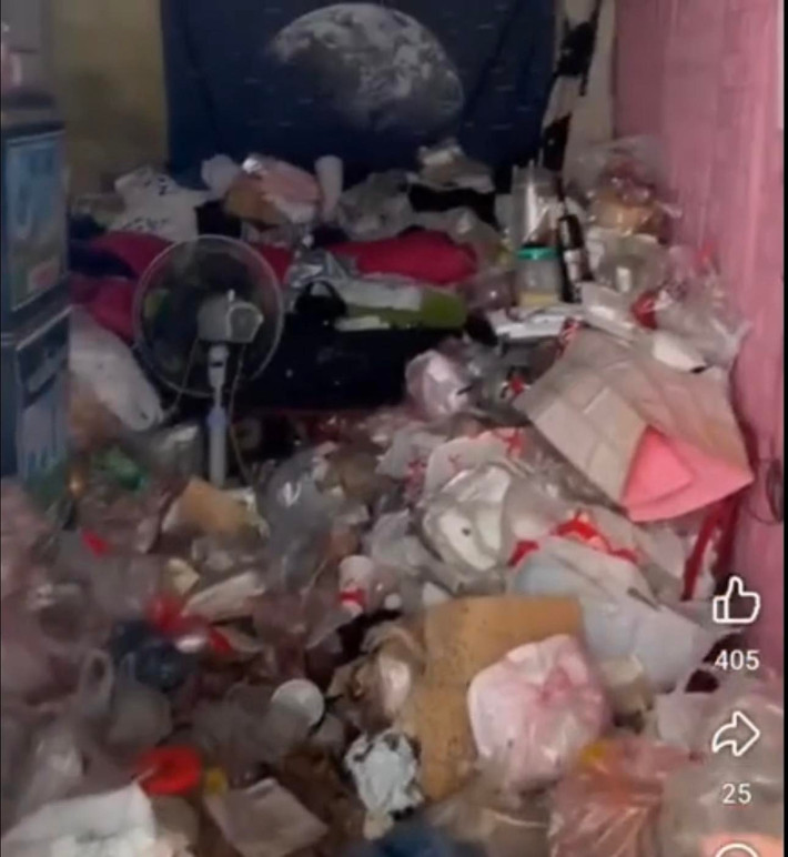Tháng 8/2024, Q. báo là về quê nghỉ hè, tháng 9 sẽ quay lại nhưng từ đó đến nay vẫn chưa thấy về phòng.