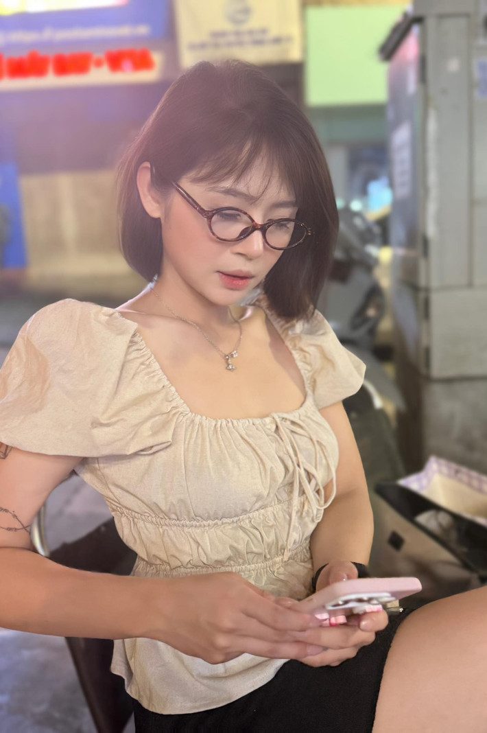 Người đẹp cao 1m67 bật mí cô có chút vấn đề về tim di truyền và từng bị gãy chân, vì vậy việc gắn bó với chạy bộ là cả một sự nỗ lực và cố gắng rất nhiều.