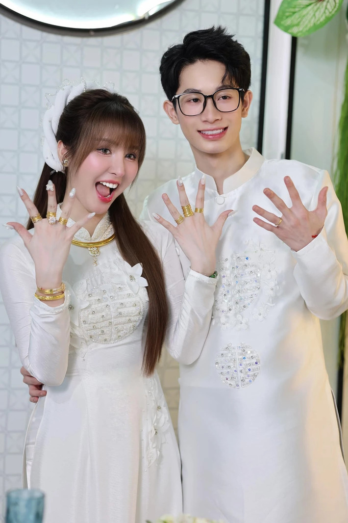 Cái kết viên mãn của Ngân Sát Thủ và Phan Văn Đông cũng được cộng đồng game thủ ủng hộ, chúc mừng.