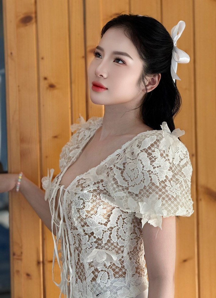 Chính điều này đã giúp cô xây dựng một lượng fan hâm mộ đông đảo, những người không chỉ yêu mến vẻ đẹp ngoại hình mà còn ngưỡng mộ tinh thần thể thao và sự bền bỉ của cô.
