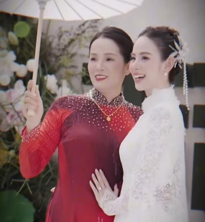 Được biết, chồng của nữ người mẫu tên Minh Trung, là thiếu gia của một tập đoàn lớn, sống kín tiếng và ít xuất hiện trước truyền thông. Thông tin về chú rể vẫn được giữ kín, tạo thêm sự tò mò cho công chúng.