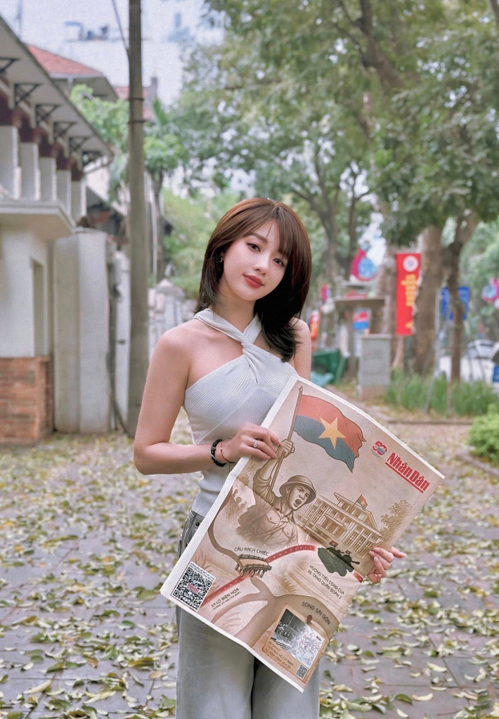 Sở hữu ngoại hình khỏe khoắn, thân hình cân đối và gương mặt xinh đẹp, Hà Kim luôn là tâm điểm của sự chú ý mỗi khi cô xuất hiện. (Ảnh: FBNV)