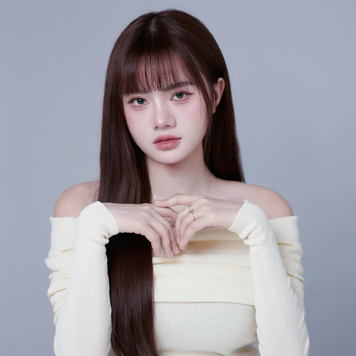 Sự chuyển hướng trong công việc, đi theo đam mê đã mang lại thành công lớn cho cô trên mạng xã hội. (Ảnh: FBNV)