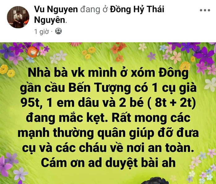 Nhiều khu vực báo động nước ngập đến tầng 1, thậm chí tầng 2. Tình trạng mất điện và nước, khiến người dân phải leo lên mái nhà cầu cứu.