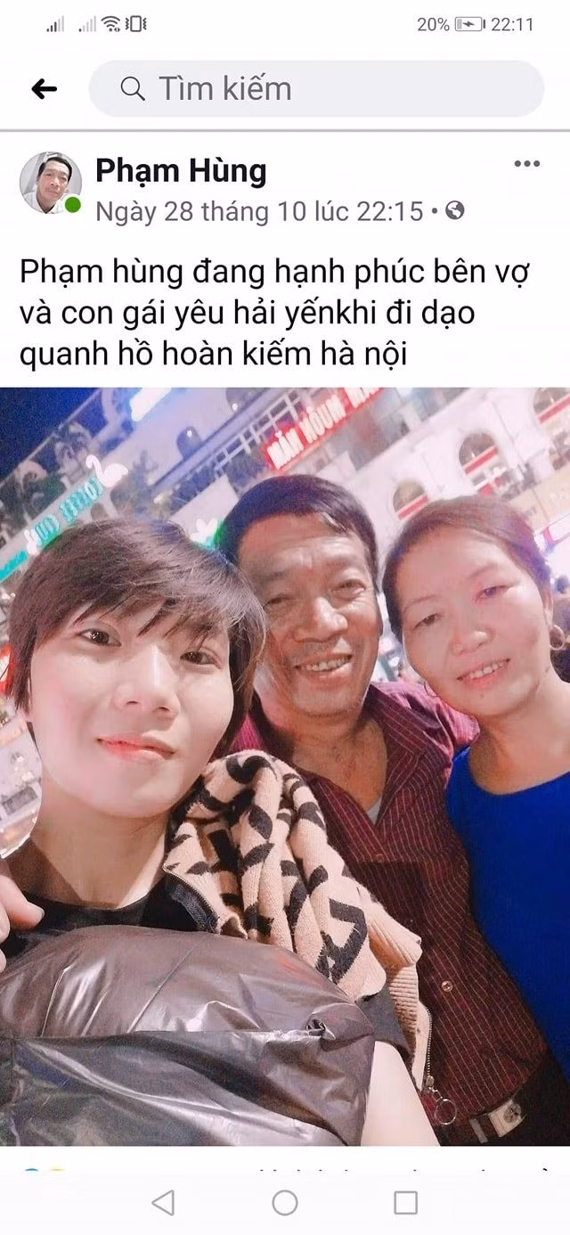 Ai khi xem cũng cảm giác tình cảm giữa hai đôi vợ chồng già vẫn còn nguyên vẹn như ngày mới yêu.