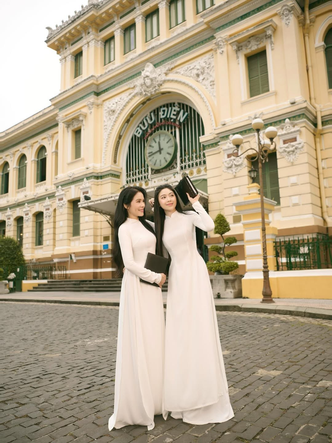 Ở tuổi 19, Lọ Lem ngày càng chứng minh vẻ đẹp trong trẻo, mộc mạc nhưng không kém phần cuốn hút. (Ảnh: IGNV)