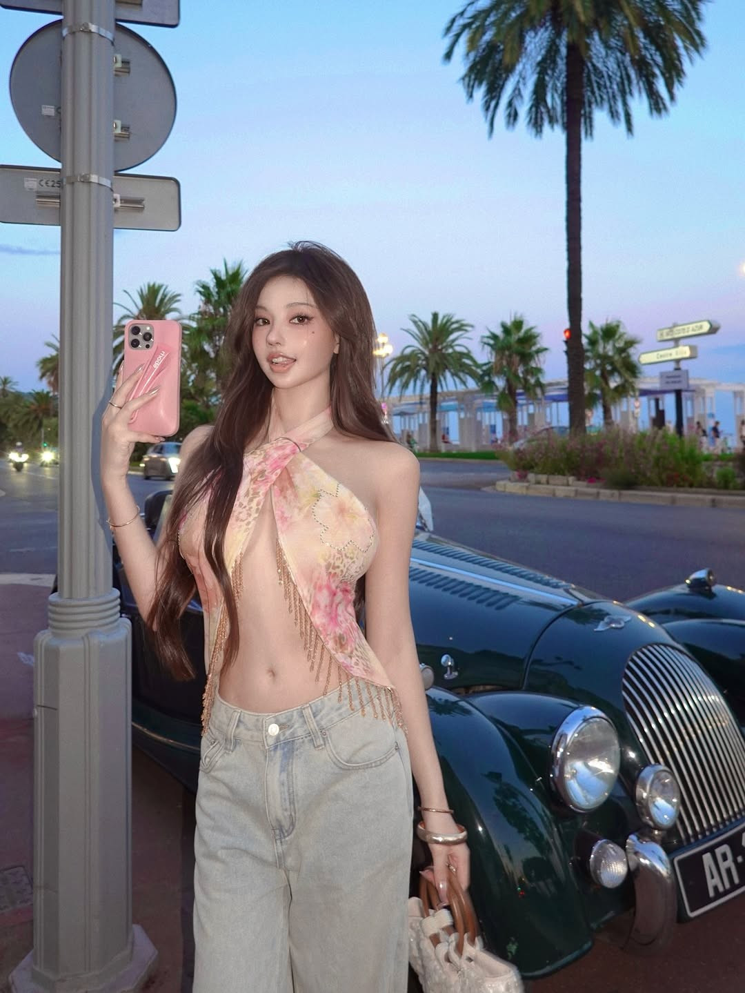 Ngoài đăng tải những khoảnh khắc trong cuộc sống, Huang Lin cũng từng chia sẻ về các tip chụp hình đẹp cho các cô nàng, thu về lượng lớn người hâm mộ. (Ảnh: IG @lovelynnboo)