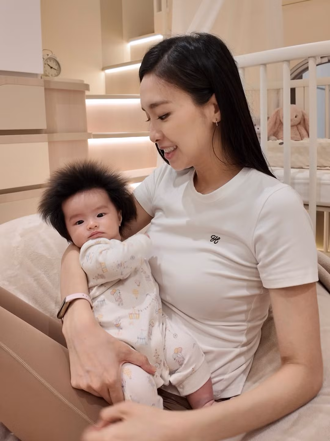 Tăng Thục Nhã sinh năm 1991 tại Hong Kong. Cô nổi tiếng từ khi đăng quang ngôi vị Hoa hậu Trung Quốc khu vực Hong Kong năm 2011, đồng thời giành giải "Người được yêu thích nhất" và "Hoa hậu ảnh". (Ảnh: IGNV)