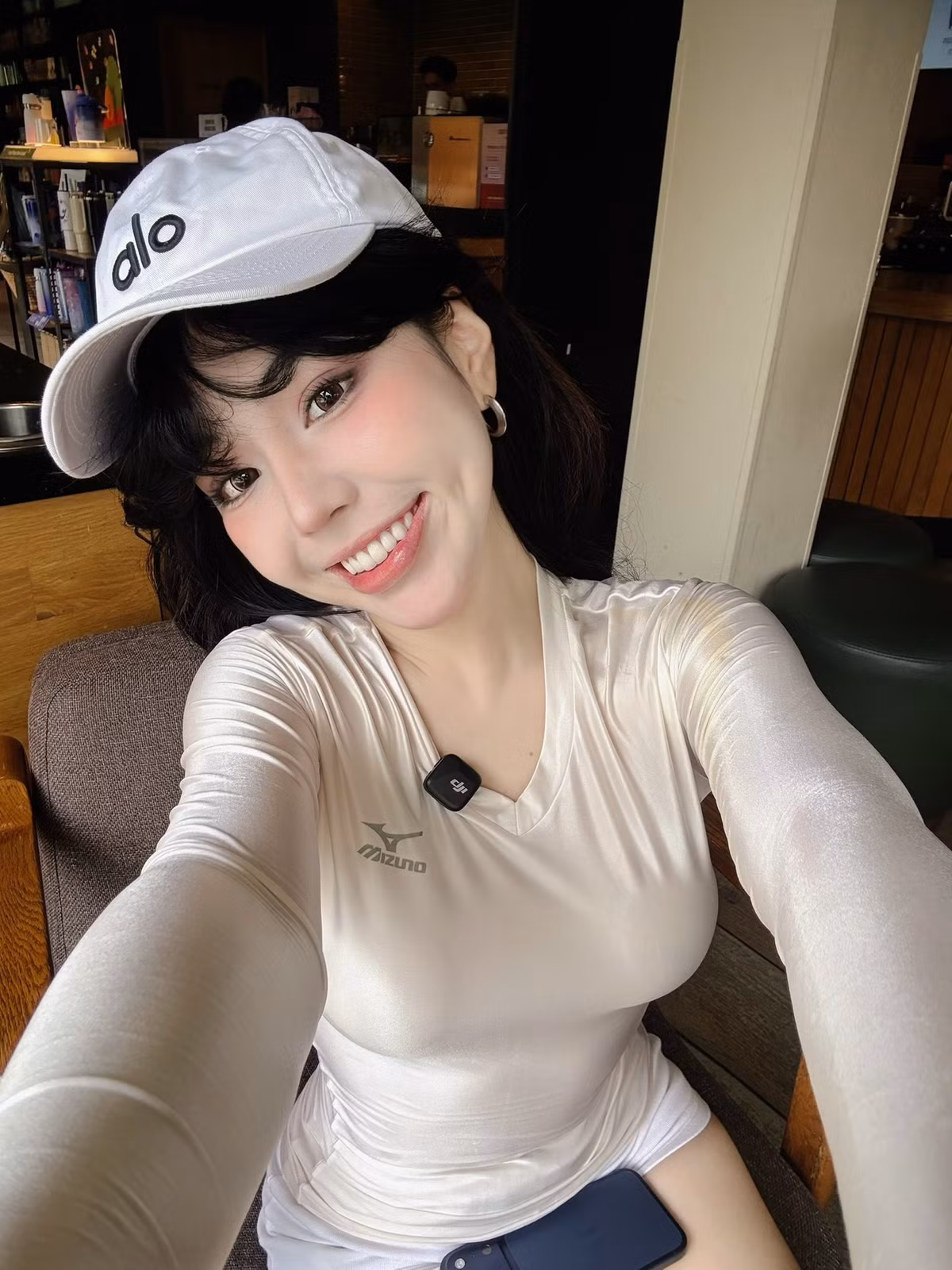 Thực tế, Bảo Khuyên Susan vốn nổi tiếng với phong cách đa dạng, có thể biến hóa từ ngọt ngào, gợi cảm đến cá tính, cool ngầu. (Ảnh: IGNV)