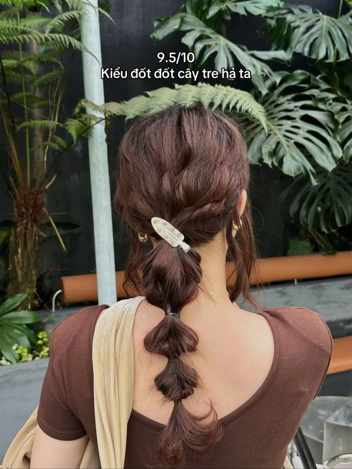 Được biết, những kiểu tóc này được anh chồng tự học khi xem các video hướng dẫn trên mạng.