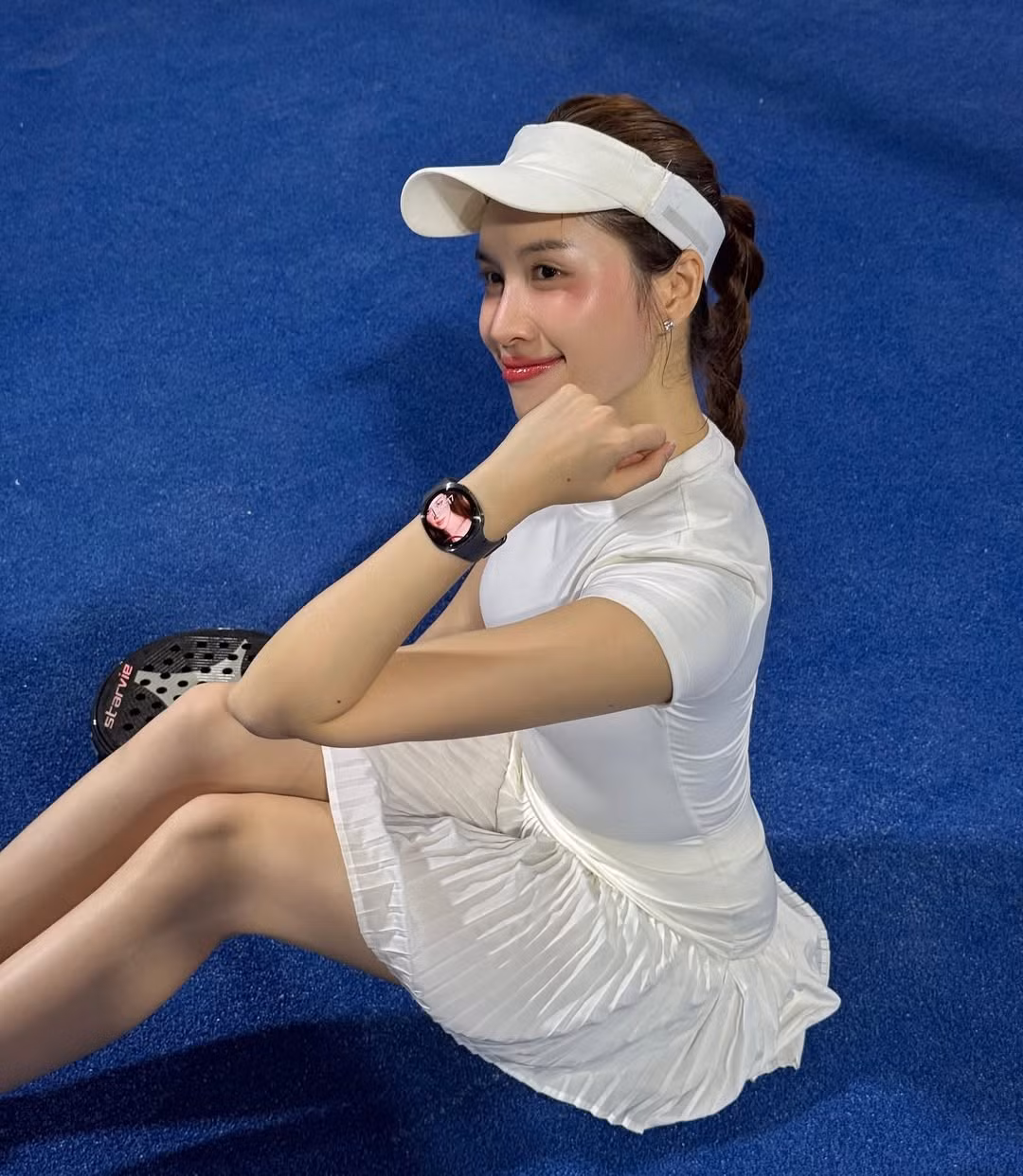 Padel là một môn thể thao kết hợp giữa tennis và squash trở nên phổ biến trên thế giới.