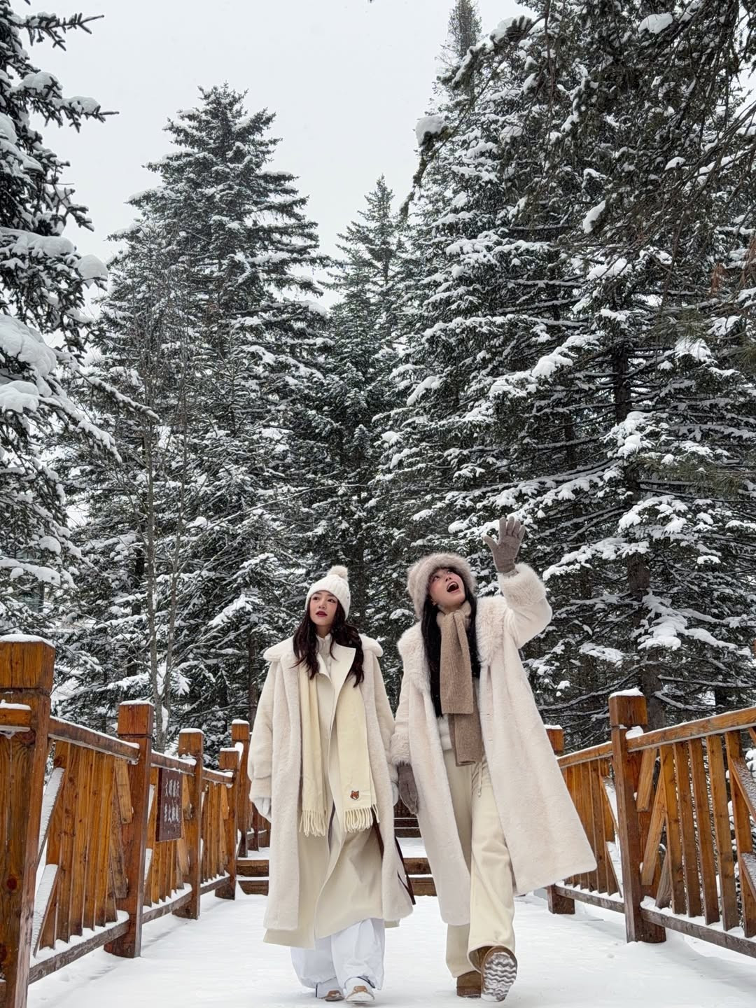 Cùng với những khoảnh khắc đẹp như cổ tích, Salim cũng bày tỏ sự tiếc nuối khi ngắm nhìn lại những tấm hình trong chuyến đi vừa qua của mình: "Lúc ở đây thì chỉ muốn chụp nhanh mấy tấm ảnh rồi về, giờ xem lại ảnh lại nghĩ đi ít quá biết thế đi thêm." (Ảnh: IGNV)