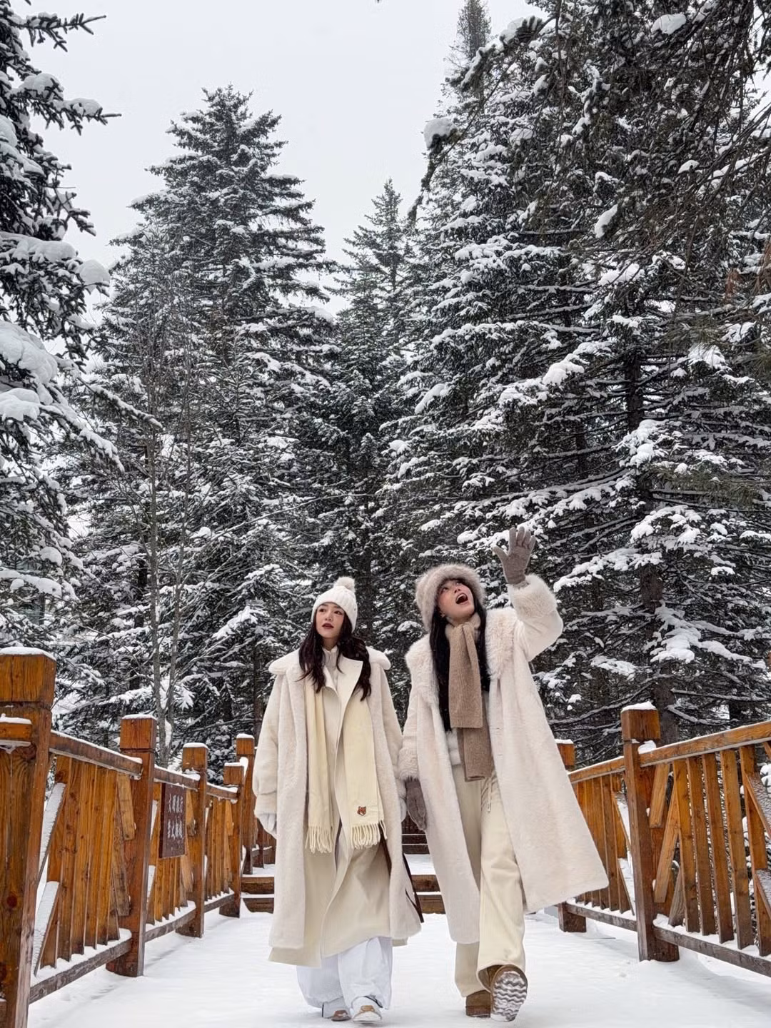 Cùng với những khoảnh khắc đẹp như cổ tích, Salim cũng bày tỏ sự tiếc nuối khi ngắm nhìn lại những tấm hình trong chuyến đi vừa qua của mình: "Lúc ở đây thì chỉ muốn chụp nhanh mấy tấm ảnh rồi về, giờ xem lại ảnh lại nghĩ đi ít quá biết thế đi thêm." (Ảnh: IGNV)