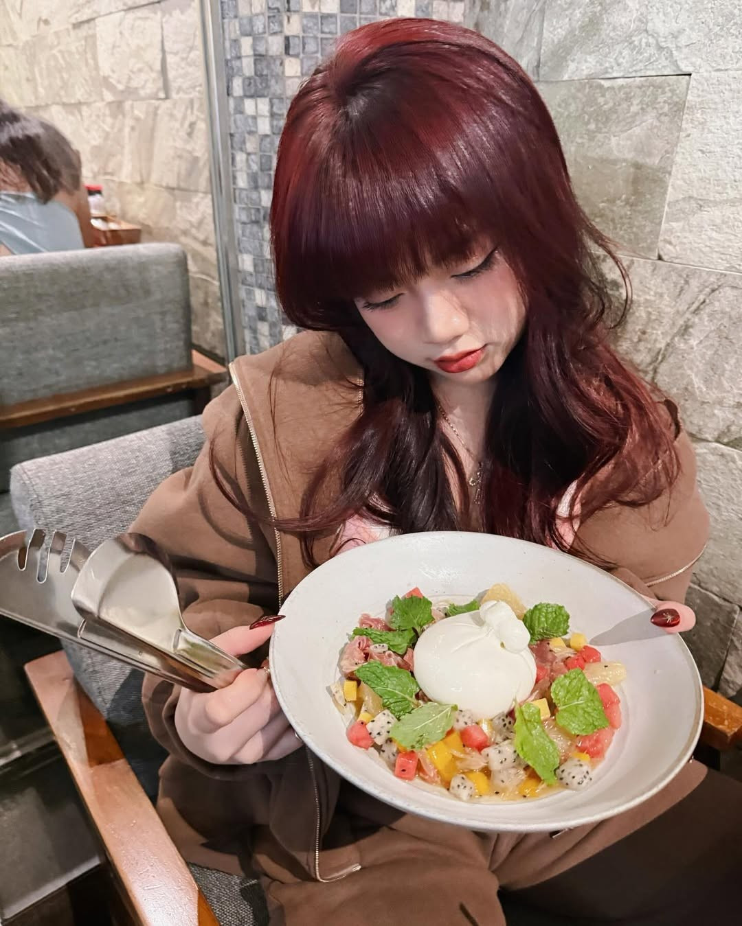 Bảo Hân Helia vốn là một gương mặt quen thuộc trong giới underground. Cô nàng được yêu thích với chất giọng độc đáo và phong cách âm nhạc đa dạng (Rap, Ballad, Pop).(Ảnh: IGNV)