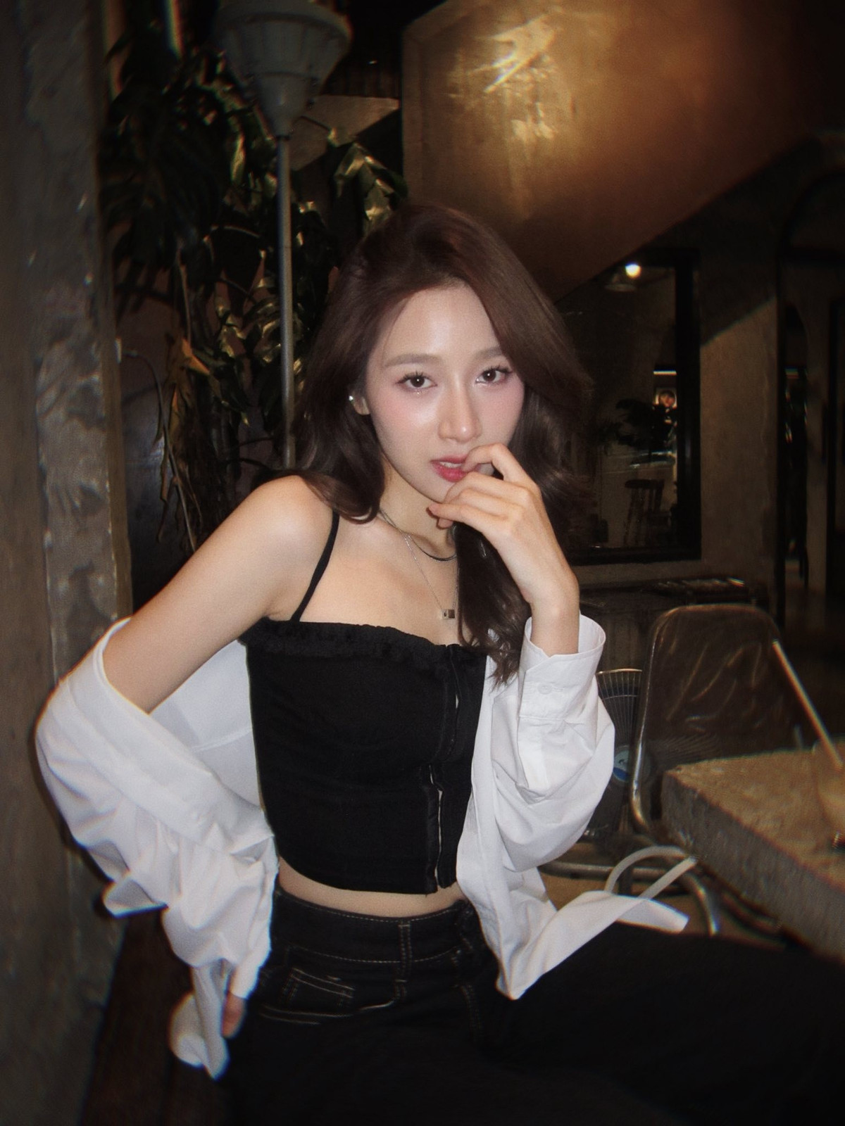 Nổi lên như một hiện tượng mạng xã hội từ sau chương trình "Nóng cùng World Cup 2018" với vai trò đại diện cho đội tuyển Tunisia, Linh Kul (tên thật là Nguyễn Khánh Linh) nhanh chóng chiếm trọn cảm tình của khán giả nhờ nụ cười rạng rỡ và sự tự tin trước ống kính. (Ảnh: IGNV)