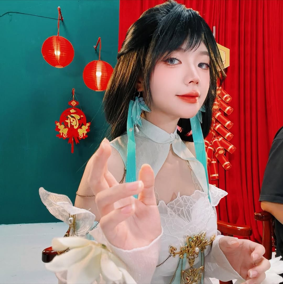 Cô nàng từ lâu đã gắn liền với hình ảnh cá tính, nổi loạn cùng phong cách thời trang biến hóa đa dạng. (Ảnh: IGNV)