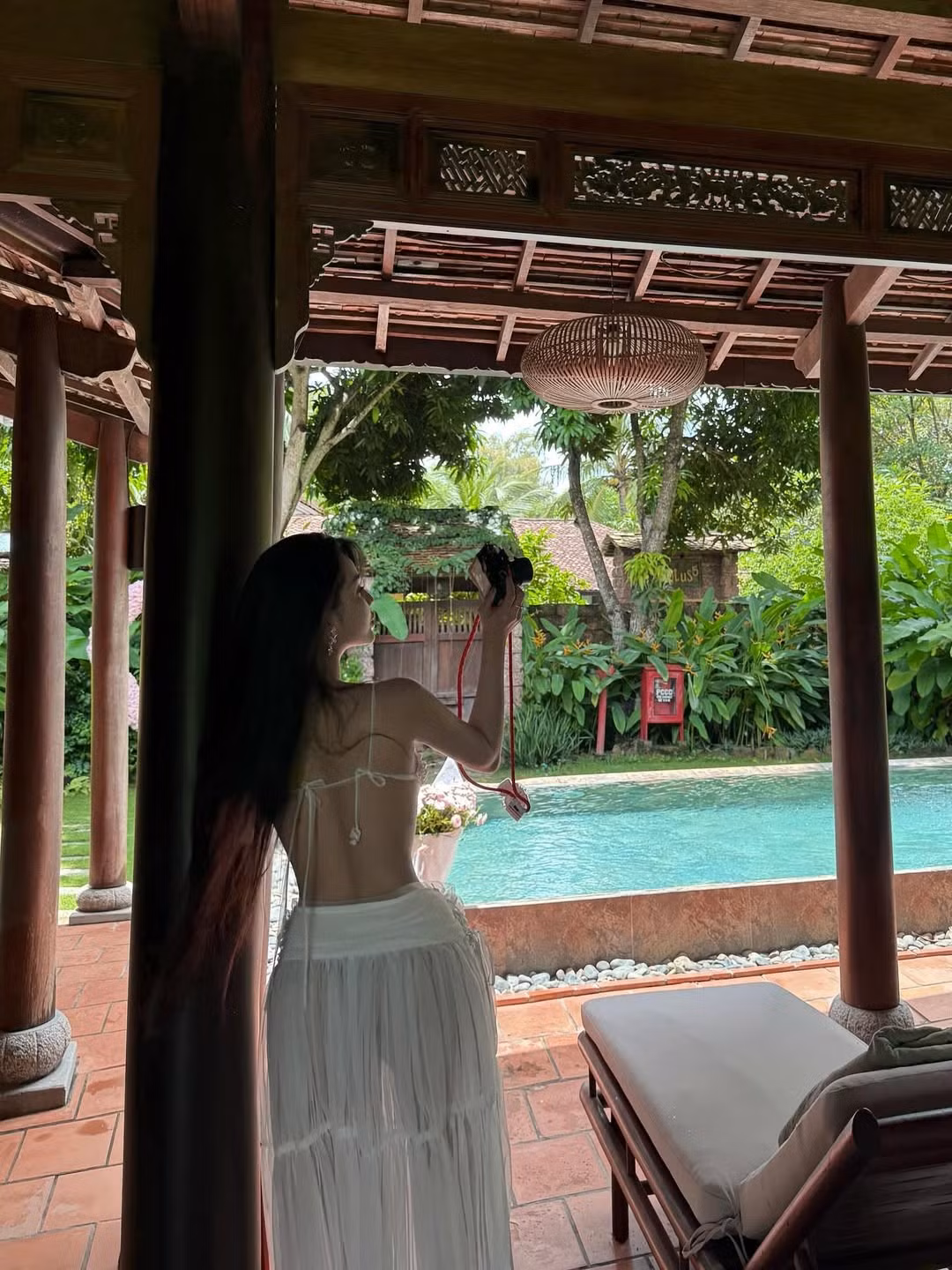 Võ Ngọc Trân sở hữu vòng eo "con kiến" nhỏ nhắn, săn chắc và đường cong cơ thể cân đối, là kết quả của việc duy trì tập luyện thường xuyên. (Ảnh: IGNV)