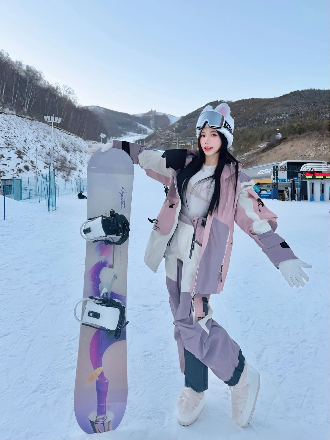 Nét tạo dáng tự nhiên cùng gương mặt xinh đẹp của cô nàng khiến người hâm mộ phải xuýt xoa khen ngợi, thậm chí nhiều người còn bày tỏ những hình ảnh của nữ DJ như được tạo bằng AI. (Ảnh: IGNV)