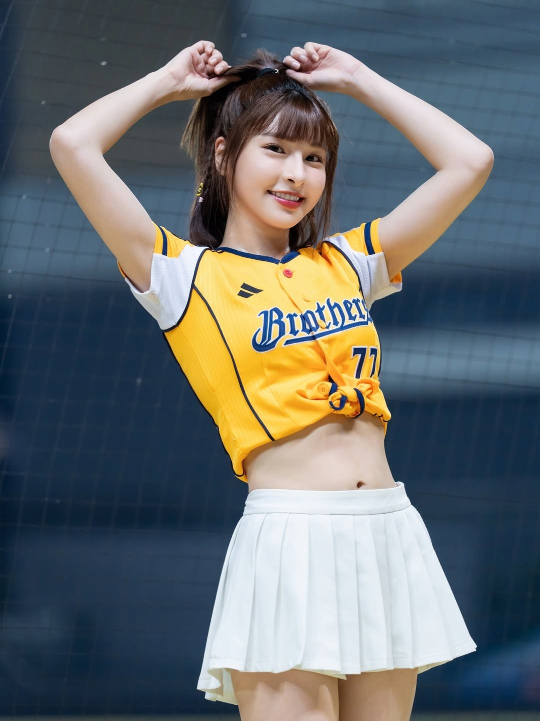 Gun Gun cho biết cô không chỉ muốn đóng khung trong hình tượng một cheerleader mà còn muốn thử sức với nhiều vai trò khác nhau, bao gồm cả nghề người mẫu ảnh. (Ảnh: IGNV)