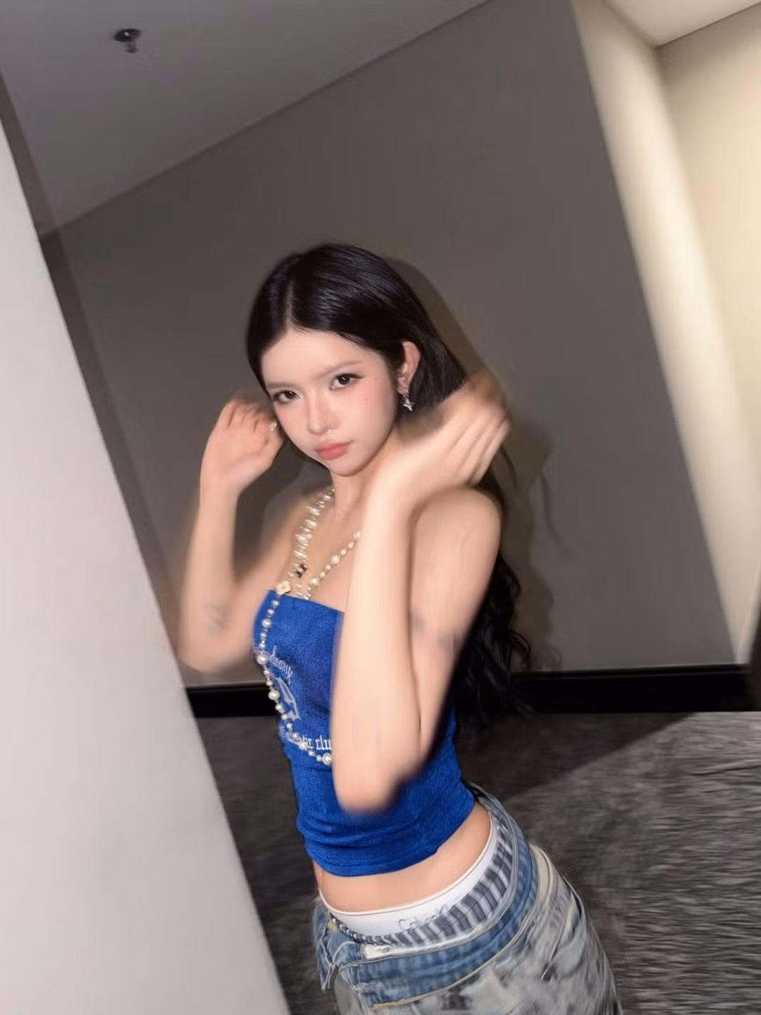 Sự thay đổi nhỏ này được nhiều người lý giải là dấu hiệu của việc cô đã vượt qua những áp lực, lấy lại được tinh thần lạc quan và sức sống vốn có. (Ảnh: IGNV)