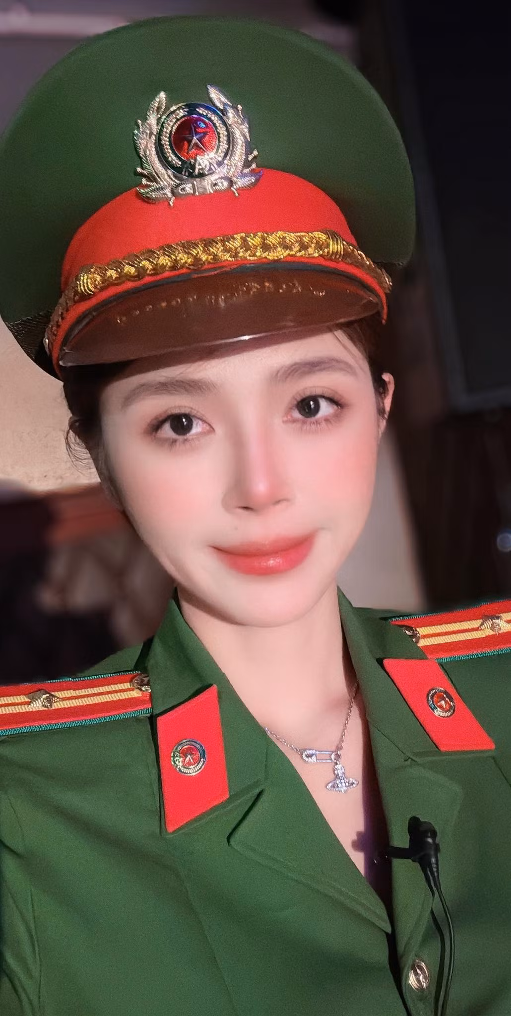 Nữ diễn viên từng có cuộc hôn nhân với diễn viên Tô Dũng, cả hai có 1 con chung.