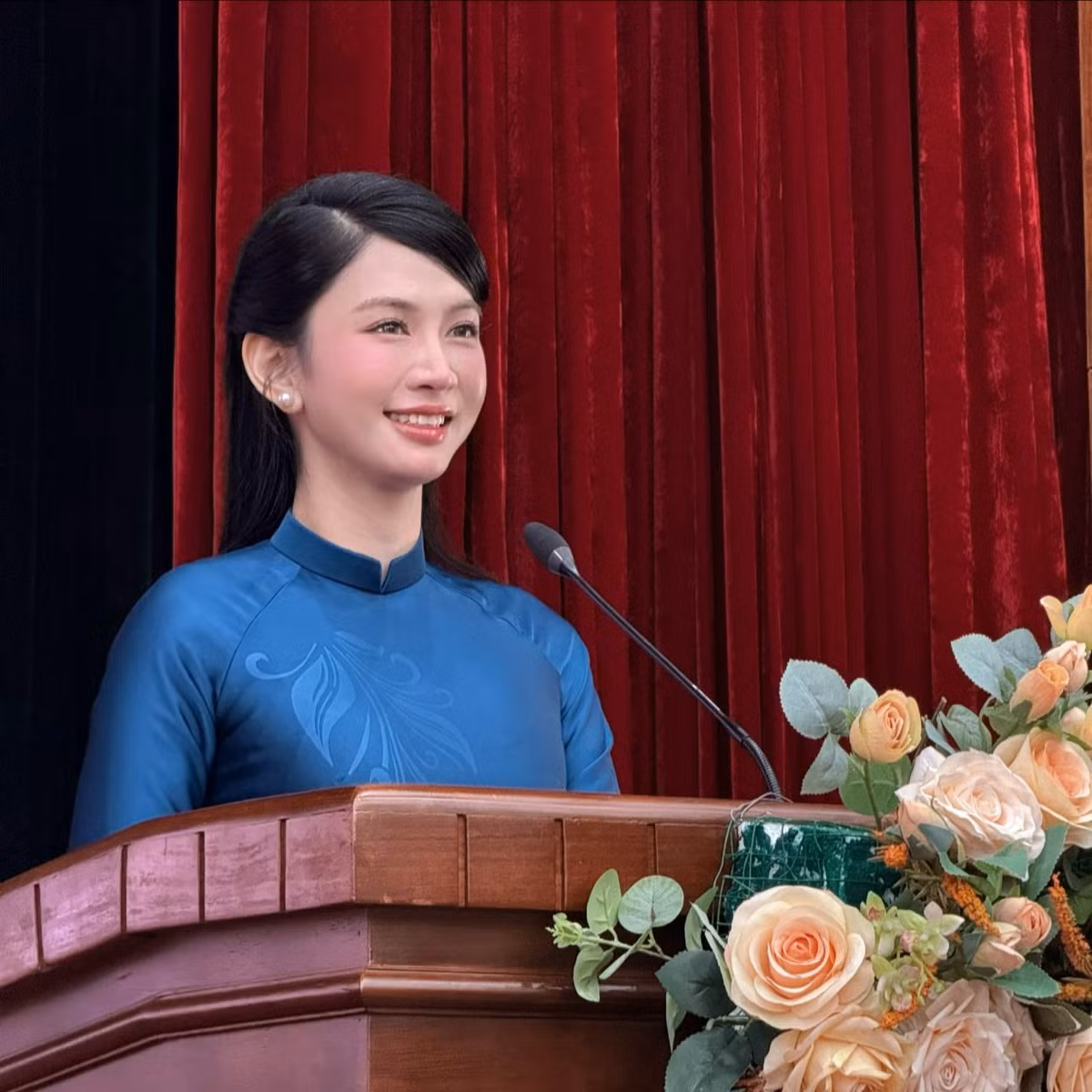 Với nữ diễn viên sinh năm 1995, điều quan trọng nhất là phải luôn chú trọng học hỏi từ chính những vai diễn bởi những trải nghiệm thực tế trên phim trường là bài học quý giá giúp cô trưởng thành hơn trong diễn xuất.