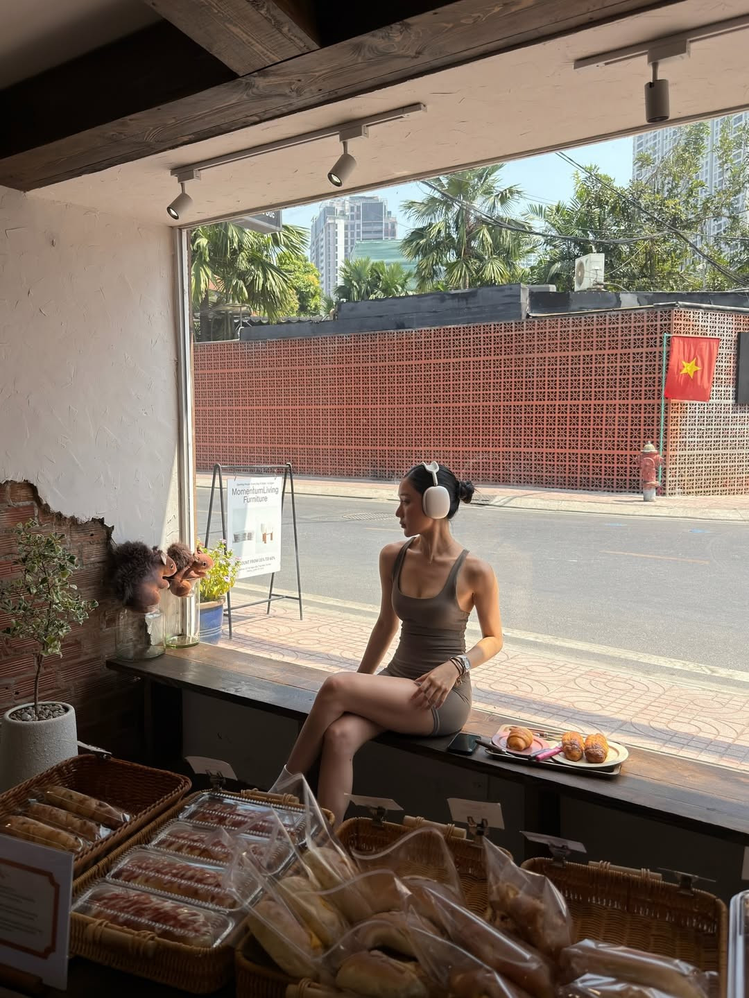 Mina Young vốn gây ấn tượng với nhan sắc ngọt ngào, trong trẻo cùng phong cách thời trang nữ tính, dịu dàng. (Ảnh: IGNV)