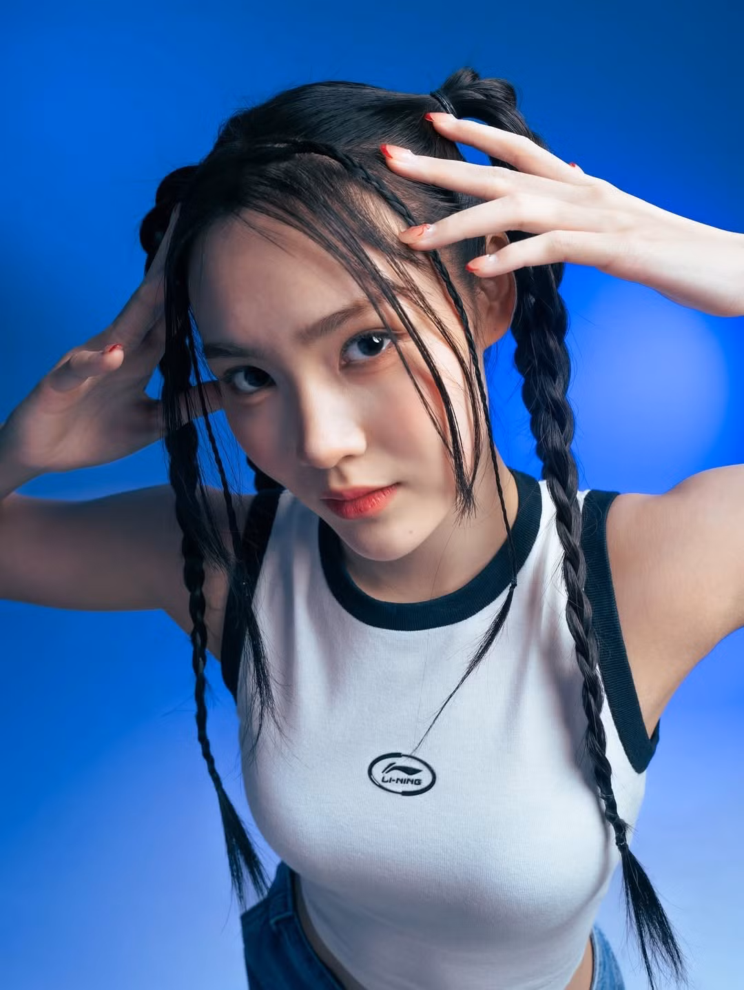 Nhiều người hâm mộ thường xuyên theo dõi các trận đấu của cô không chỉ để cổ vũ mà còn để ngắm nhìn vẻ đẹp tự nhiên của "thánh nữ" cầu lông này. (Ảnh: IGNV)