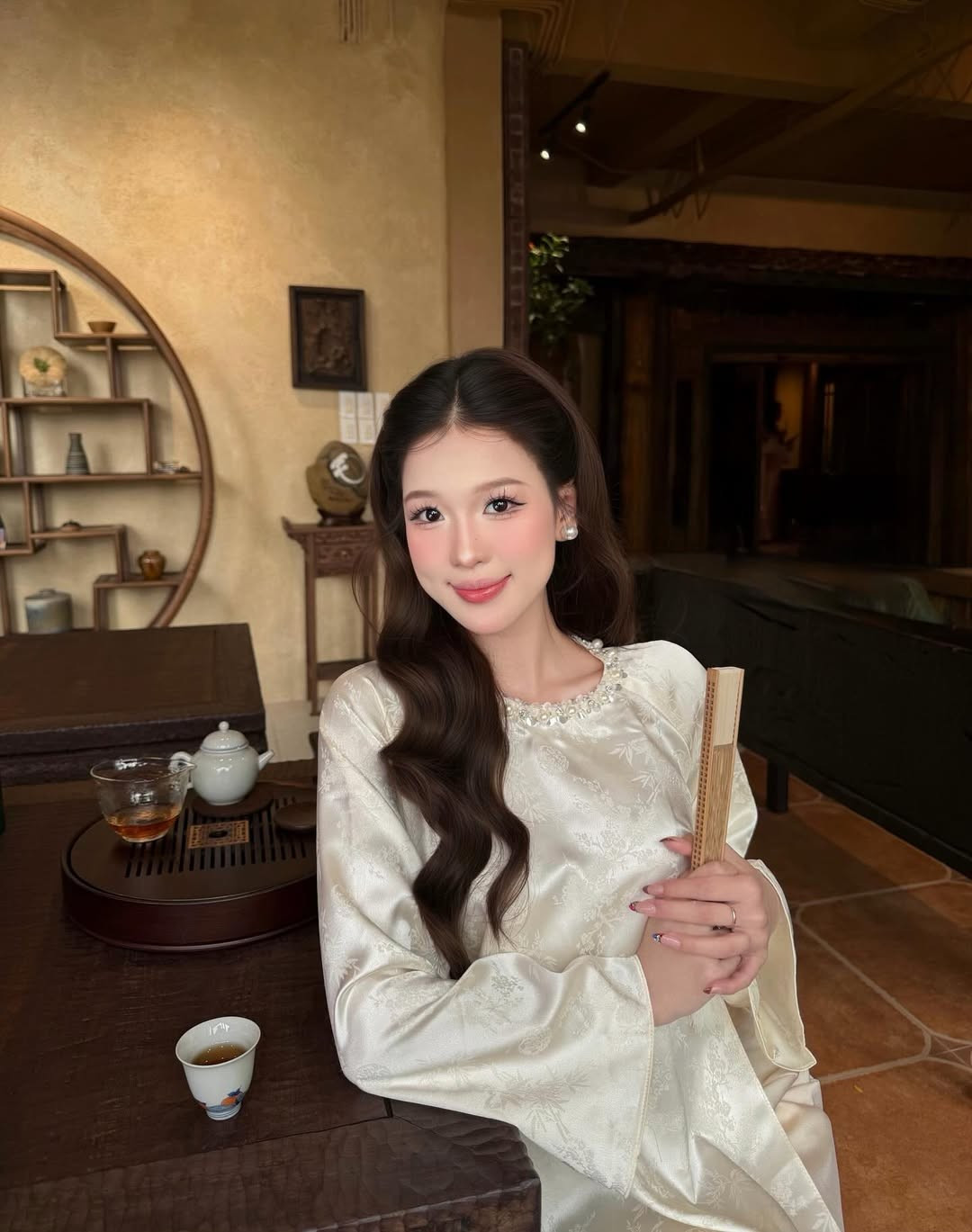 Sức hút của Wyn Anh không chỉ đến từ ngoại hình mà còn từ phong cách thời trang dẫn đầu xu hướng. (Ảnh: IGNV)