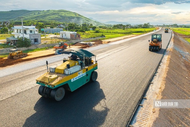 Hạng mục thảm nhựa đạt gần 96% khối lượng.